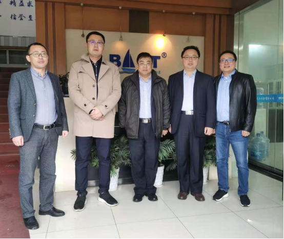 大连船舶重工胡日强博士一行对我司进行交流考察